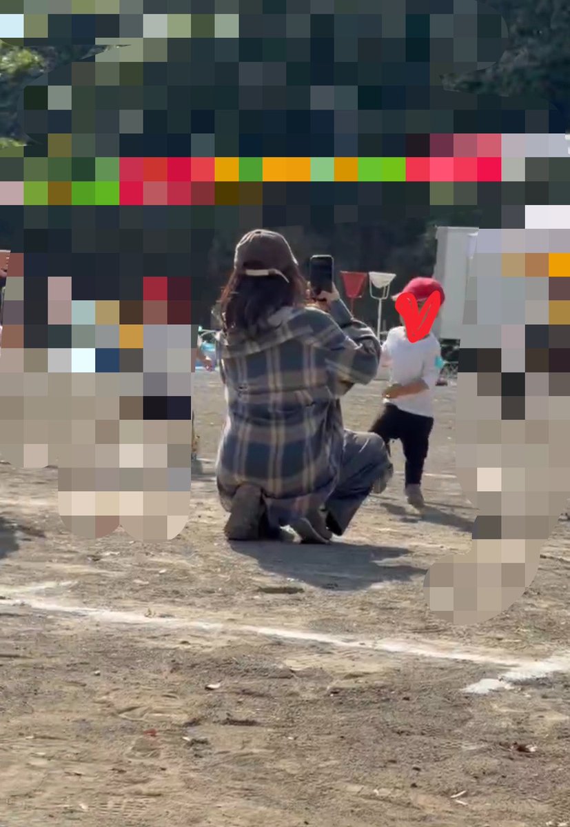 umiumi_911's tweet photo. 昨日は運動会‼️ダンスも上手だったし、かけっこも1等だったし、よく頑張った☺️
しかし夜から発熱し、今日の日中は39度超えてぐったり😭午後応急診療いってきたらインフルAでした😭水分食べ物摂れてるけどしんどそうなのではやく良くなってくれ😭そして木曜日まで登園禁止…どうする… https://t.co/Uw5Hgy9ZJB