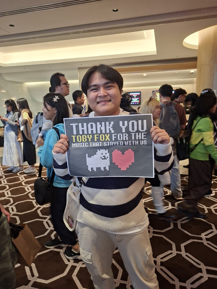 RedEXssb's tweet photo. One day I'll look myself in the mirror again and repeat that phrase, and smile the same way I did today.

@tobyfox, thank you for making such a big impact to my life. I can't imagine my life now without it. I would've fallen down many years ago if not for your hopes and dreams. https://t.co/Ftzt0gLzuI