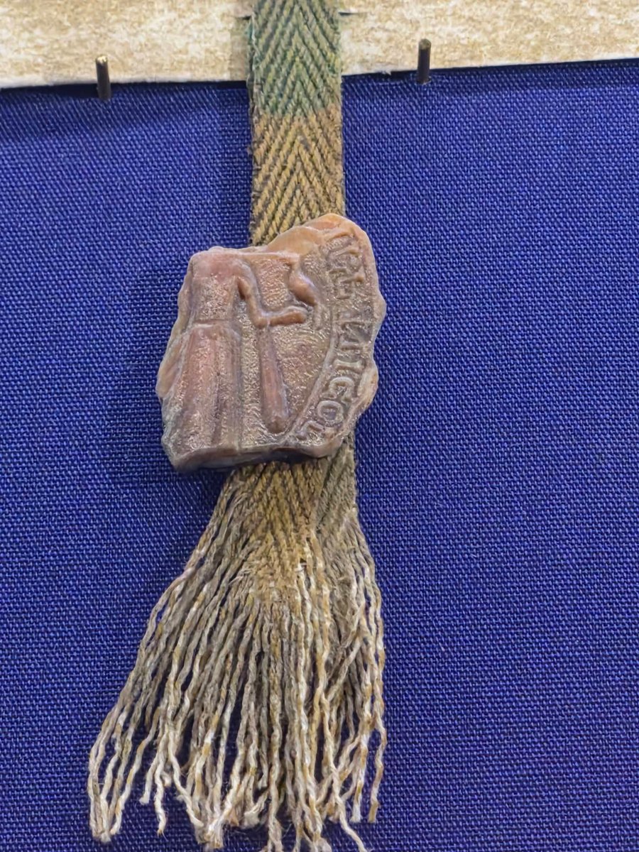 Thehistorybits's tweet photo. #OTD in 1216: 810 years ago.
In one of his last acts before his death later that night, King John appointed Nicholaa de la Haye, the hereditary castellan of Lincoln Castle, as Sheriff of Lincolnshire in her own right.
@penswordbooks
@PSHistory @LincolnCastle @LincolnMedieval https://t.co/k76fp0rRCa