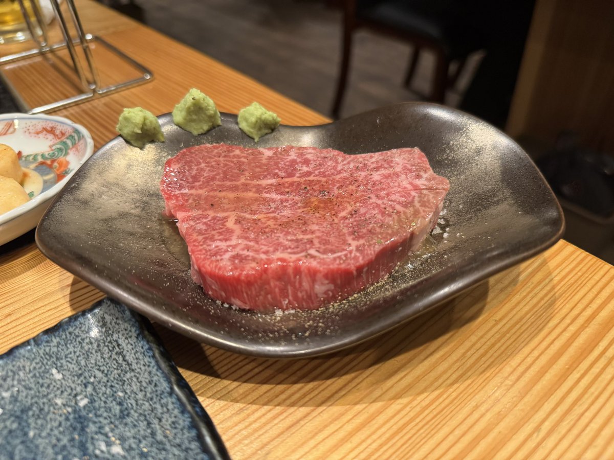 becorep's tweet photo. ⚠️明日フライトなのにパッキング終わってません https://t.co/WvQh6rZfro