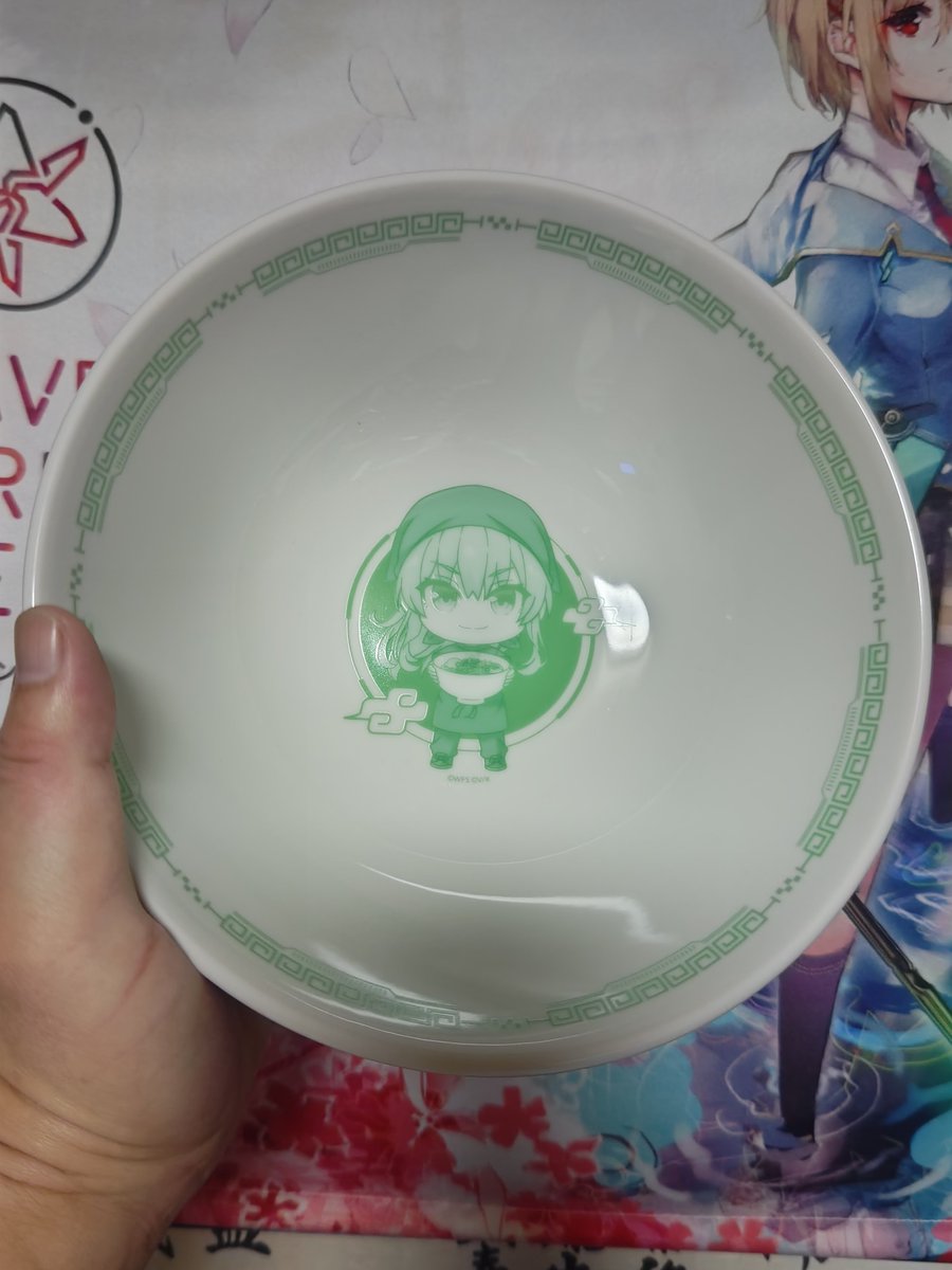 mihune00's tweet photo. あれ？この丼かわいい⋯がくそでかいwwwwwwwwwwwwwww存在感半端ないっす
#ヘブバン https://t.co/XnDbn7VFou