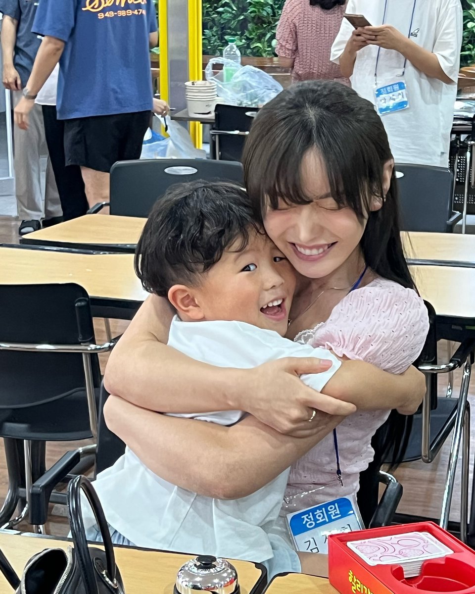 secyfirst's tweet photo. 愚痴を聞いてくれて、一緒に笑ってくれる相棒に心から感謝。本当そう思う。 🌟😂
hCFalrOc https://t.co/CGAwq9PFcQ