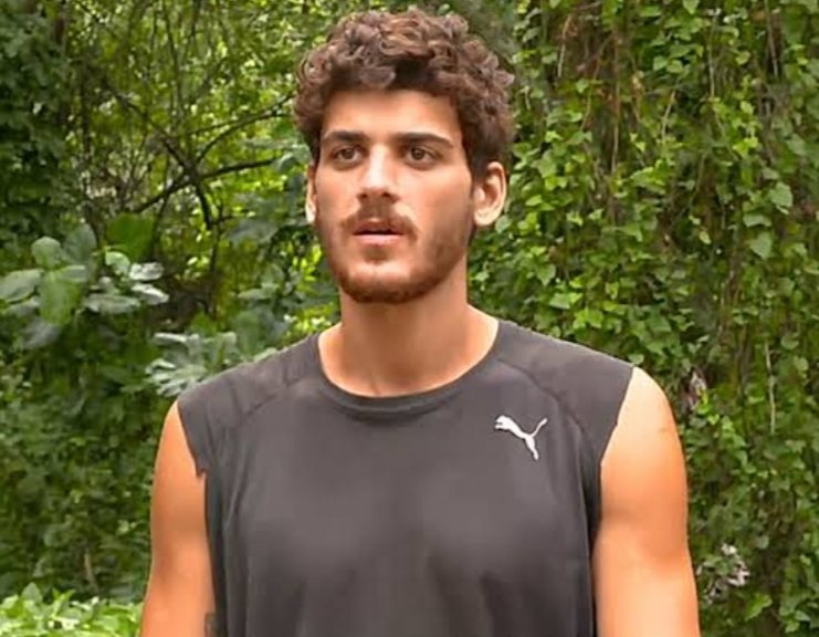 1Sinemgrls_'s tweet photo. 🎬SON DAKİKA💥
2027 SURVİVOR KADROSUNDA YER ALACAK.

Yiğit Poyraz bu sene kadroda yer alacak.✍
Ana kadro veya sonradan geleceği konusu henüz belli değil.
#SurvivorAllstar 
#Survivor2027 
#Poyraz https://t.co/hnEuK9b3hz