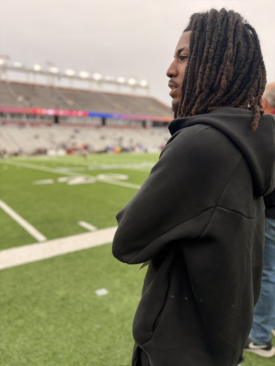 staytune_jay772's tweet photo. Way to finish big win for the eagles thanks for having me I look forward to being back down soon! @BCFootball 
#Goeagles🦅 https://t.co/C0XFAu71Q3
