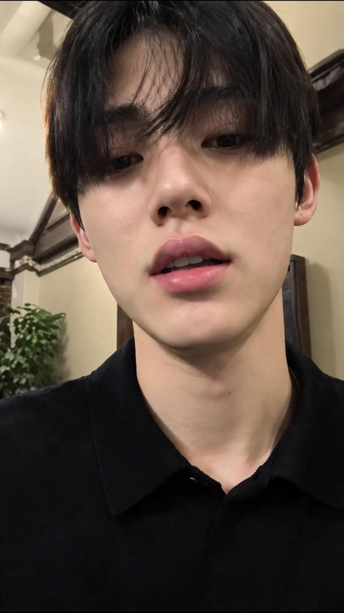 86cwjm's tweet photo. boyfie https://t.co/BrQeULgMxz