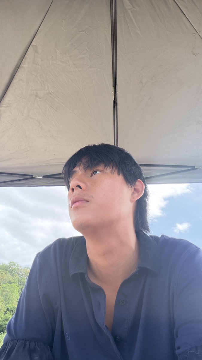 winny_thanawin's tweet photo. ชลบุรี้ ยังม่ายเสด จะไปดูคอนโฟทต่อ เดะรีบซิ่งไปป https://t.co/aauR4ayriK