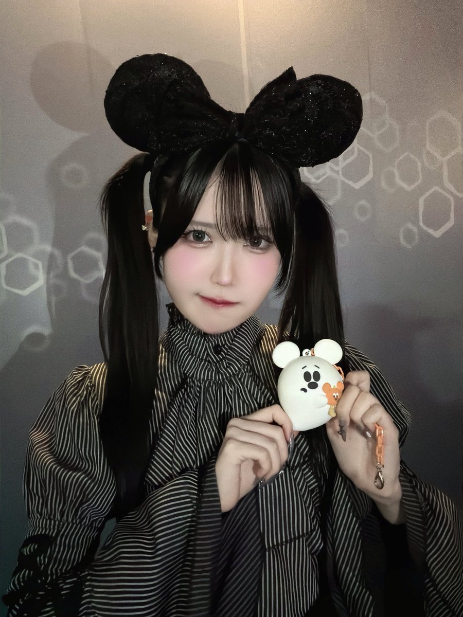 _ice_runo's tweet photo. おなじかお❔❔❔ https://t.co/rYekDhoQFb