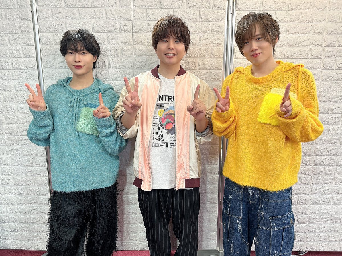 tfo_ag's tweet photo. #ツーフォーワン イベント
第二部🐘🪽🪽🦒
ゲストに #仲村宗悟 さんをお迎えしてお送りしました！

第二部では モナキさんの
「ほんまやで☆なんでやねん☆しらんけど」
を3人でカバー歌唱させていただきました！

アーカイブはカルチェラで販売中です
https://t.co/v7K6nWe6pX

#そぽつ https://t.co/T9jjPStE9o
