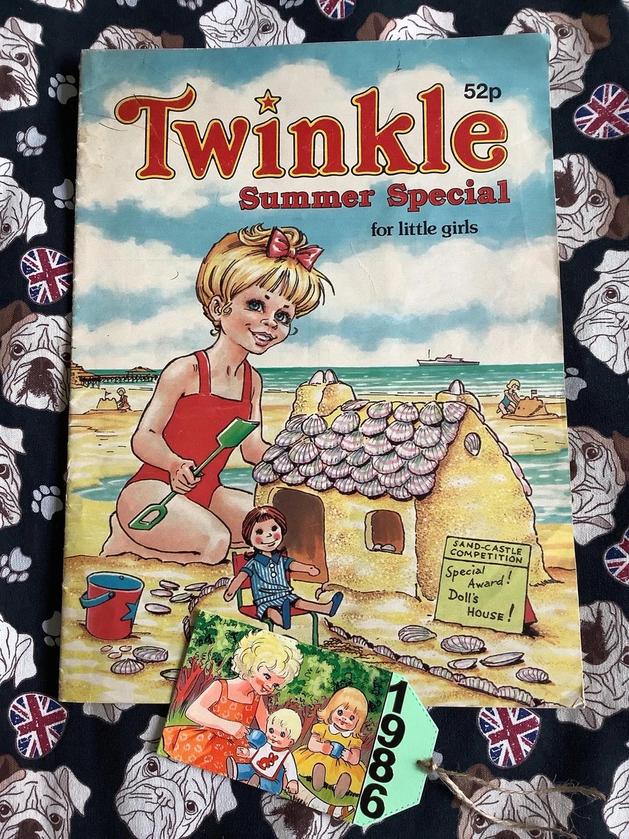 WatsonsVintage's tweet photo. NEW LISTING and a super fun #giftforher Rare Vintage 1986 'Twinkle Summer Special' Comic - Comic Strip & Short Stories and Puzzles - Nostalgic and Retro Birthday Gift for a fan https://t.co/wW83DcdlZs via @Etsy #VintageComics #Twinkle #1986Gift #80snostalgia #PaperDoll #80sArt https://t.co/0p05CfxcH2
