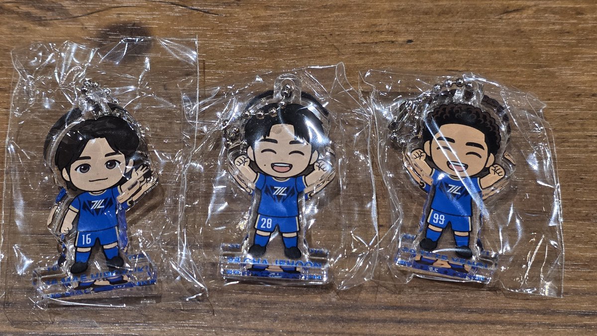 satobe_zelvia's tweet photo. ちびキャラクター
譲：16. 28. 99.
求：34.定価

#zelvia #ゼルガチャ https://t.co/GIScwbMmOA