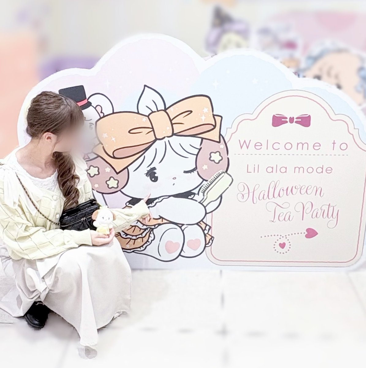 seseseR0315's tweet photo. 名古屋でポップマート情報聞きつけて大好きなスフレと写真撮れた૮  > ~ <  ა💛‼️ https://t.co/KlnJQtSK3O