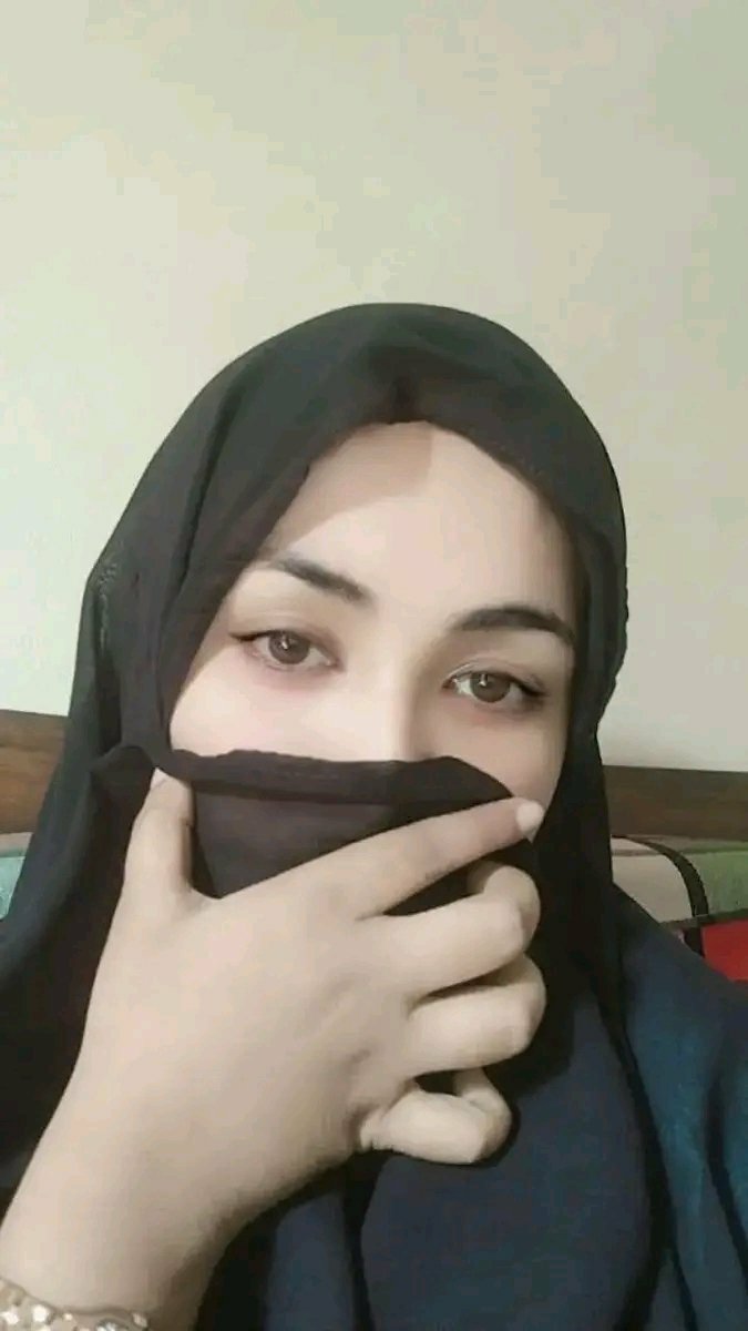 9duduu's tweet photo. السلام عليكم سال 🌹🌹🌹🌹
لماذا الرجال يحبون جسد المرأة اكثر من عقلها !؟ https://t.co/cs3Y2ye0S7