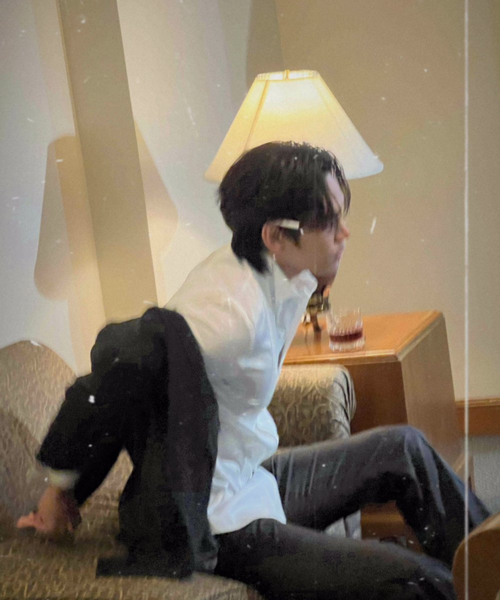 Legendngernnn's tweet photo. 🗓️ 18.10.26
 IG [ ngernnn ]

Wowwwwww😳

@legendngern Legendngern
#ngernnn #ทีมเงิน 🩶
[1/2] https://t.co/3eXMykMEVk