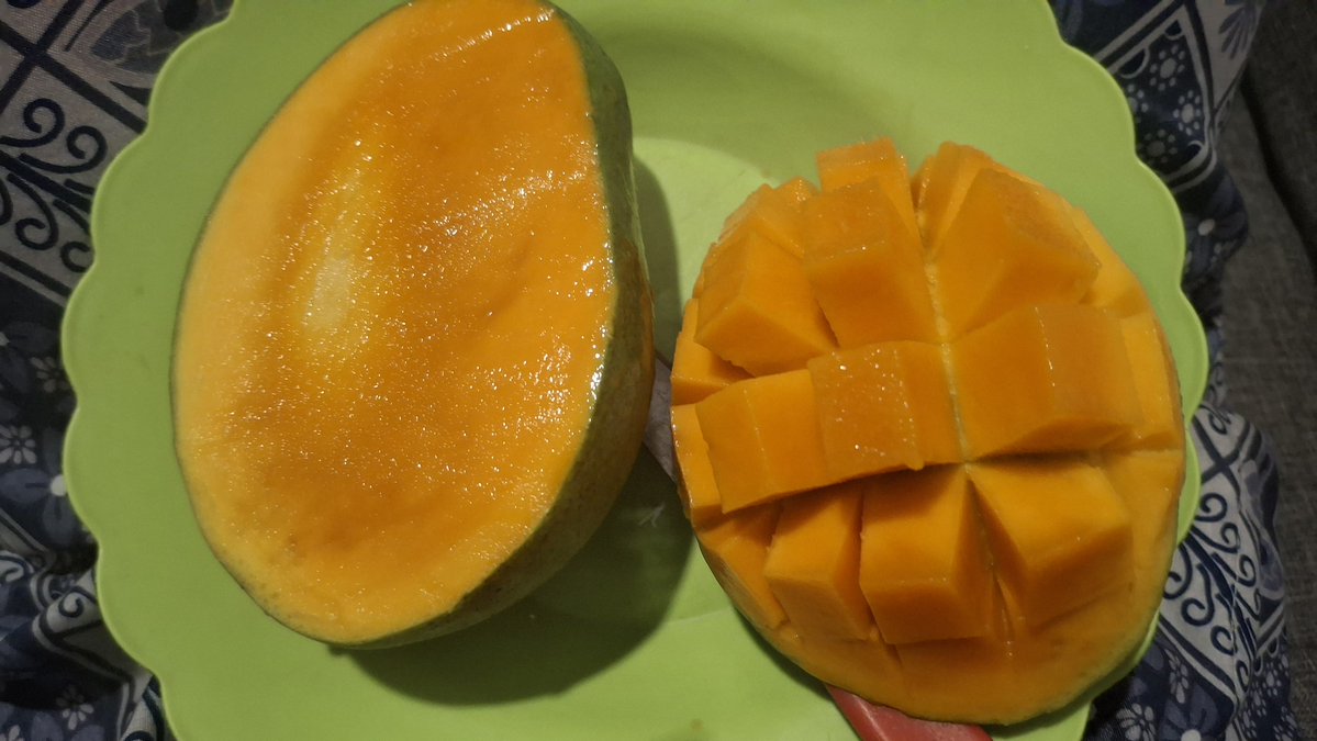 naioeo's tweet photo. adaya buah seenak ini https://t.co/nsssbLsYhT