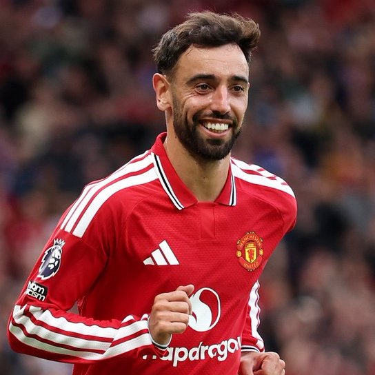 UtdDistrict's tweet photo. So... Where's Bruno Fernandes playing today? 😂 https://t.co/45bGLH9WdJ