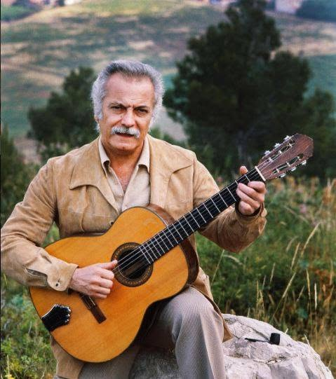 Generations7080's tweet photo. Vous reconnaissez ce chanteur ? 

Sans citer son nom, citez un indice, une chose sur lui en commentaire ⤵️ https://t.co/HBjhxB7i0M