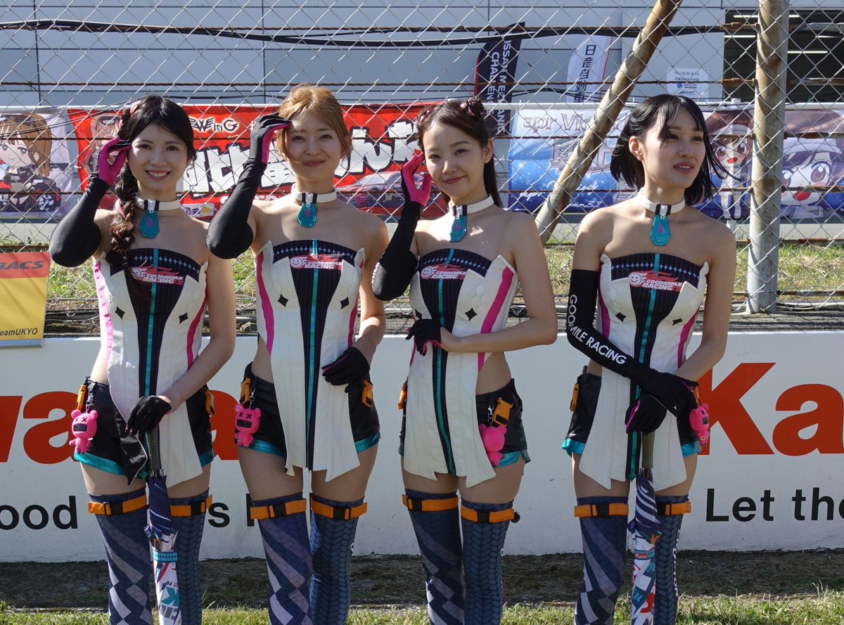 fumingzero's tweet photo. SUPER GT大分、決勝お疲れ様でした😌。
SC入るタイミングは良かったけど、ラップダウンになってて恩恵を受けられなかったという悔やしさ。
いよいよ次は、モビリティリゾートもてぎの最終2戦ですね。最後まで希望を持って応援に行きます。
#fightgsr https://t.co/c3kcsnzlVX