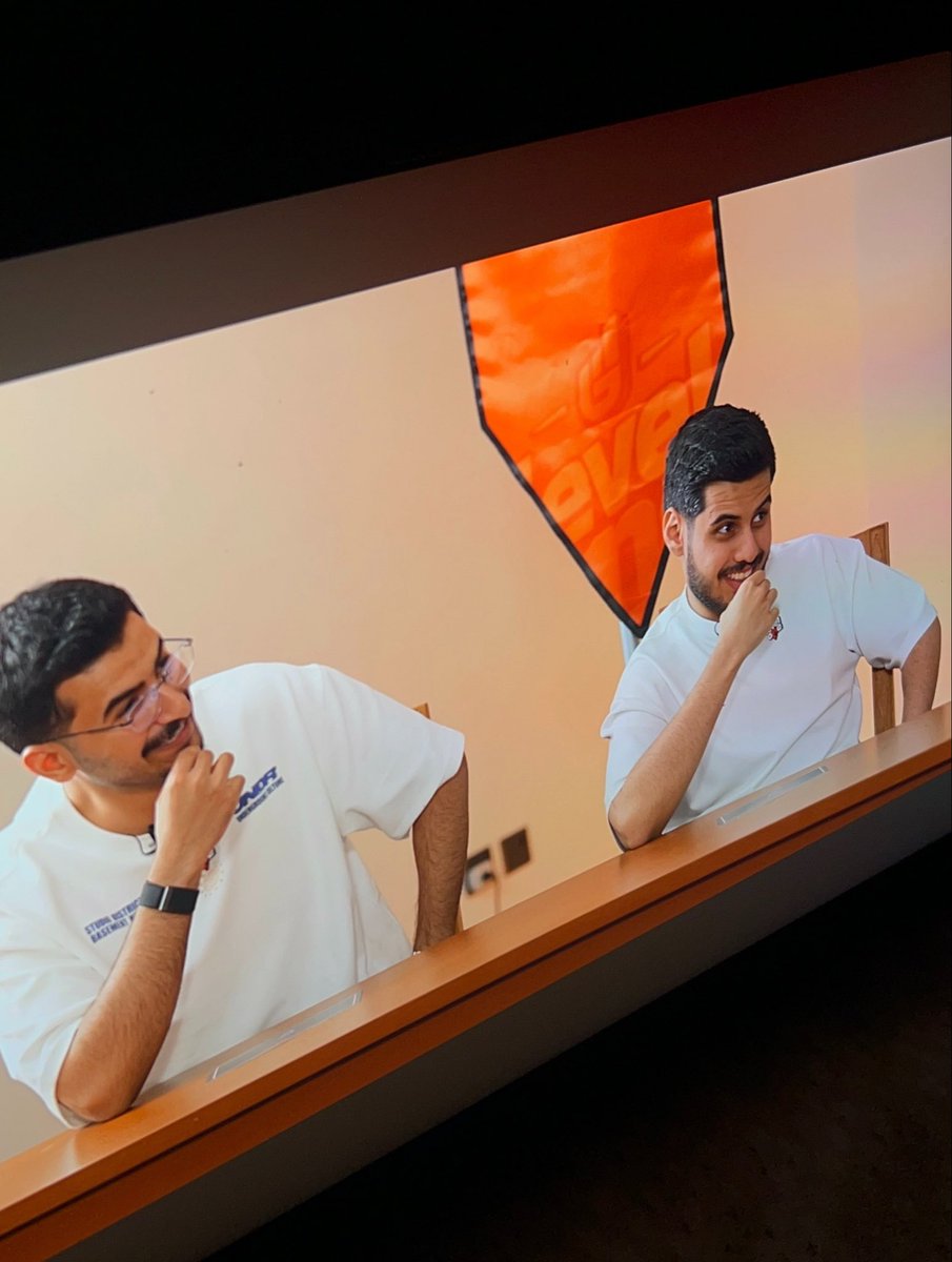riox115's tweet photo. الففاااالج وابوسسعد اليييوووم بددددعو والله مملح المقططع ☝🏻🧡 https://t.co/wthggeJY29