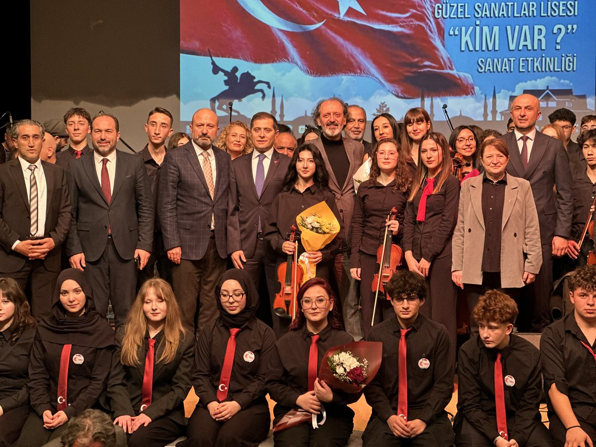 akpartibolu14's tweet photo. 📌 İstanbul Milletvekilimiz Sayın Yücel Arzen Hacıoğulları’nın teşrifleriyle, İl Millî Eğitim Müdürlüğümüz tarafından düzenlenen "Kim Var?" etkinliğine katılım sağladık.

#akpartibolu #bolu https://t.co/exwdT3qsQ6