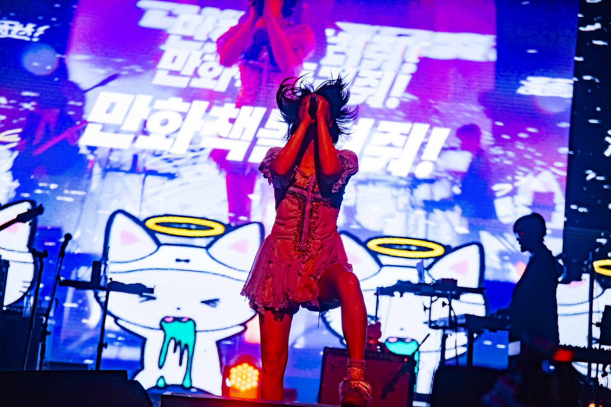 aNo2mass's tweet photo. 韓国ワンマン2DAYS ２日目終わった！
２日とも最高だった、また必ずライブしにいきます。ありがとう🌟

한국 원맨 라이브 고마웠어요. 또 만나요♡ https://t.co/H2jqrdZ5sE