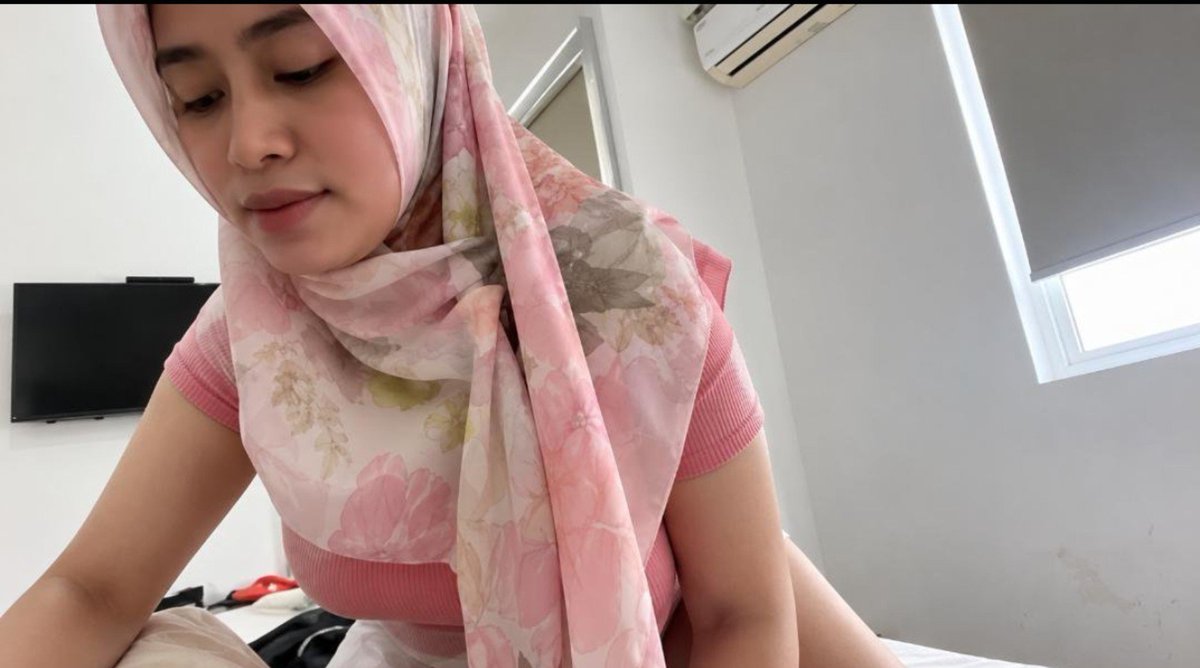 teixrys's tweet photo. hijab pulen banget

https://t.co/dVlutYmbJR https://t.co/9TnDKryIuX