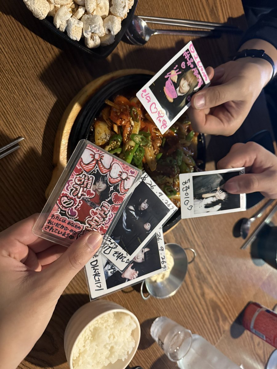 Won2_1215's tweet photo. #민나데잇쇼니코루짱코루
#큐어네기
#유이유이큥
겐바 후 우치아게!!
모두 고생하셨습니다!
편히 쉬시길 바라요!👍🏻 https://t.co/1caU8N8bpH