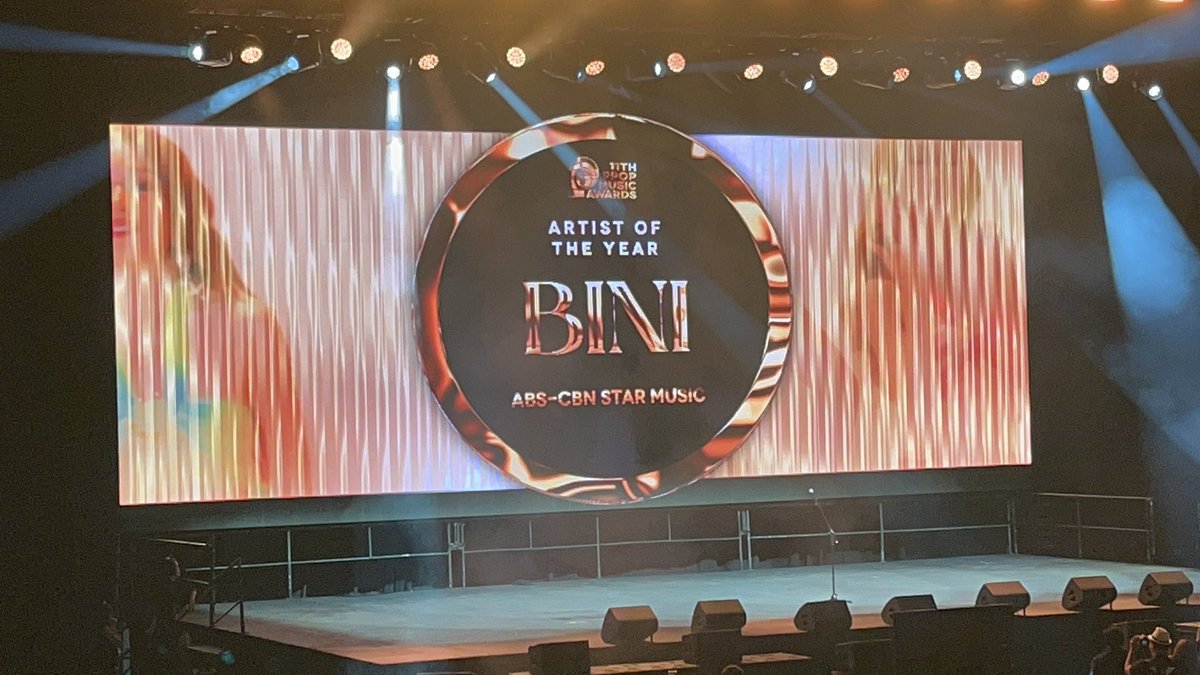 theoppaislife's tweet photo. 2026 PPop Music Awards Artist of the Year - BINI

#11thPPOPMusicAwards
#PhilippinePopularMusicAwards
#PPMA2026 https://t.co/47FrUbVfeW
