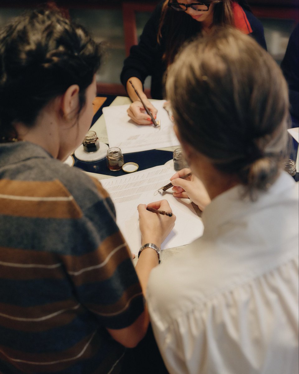 LVMH's tweet photo. The art of calligraphy takes center stage at @Buly1803 in Paris, where elegant lettering and personalized creations celebrate the beauty of handwritten words.

#LVMH #LesJournéesParticulières https://t.co/1DhDMJWS4a