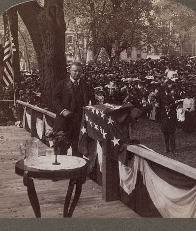 TRPresLibrary's tweet photo. #OTD in 1905, TR left on a nine-day Southern tour. At the Richmond luncheon:

"Next only to a man's having worn the blue comes the fact of the man's having worn the gray, as entitling him to honor in my sight."

He never mentioned disfranchisement.

https://t.co/SEoTHtNjBm https://t.co/saqubdhhVV