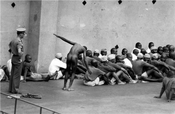 PetersWonderboy's tweet photo. Tauza Dance. A picture by Bob Gosani in the fifties. You can find the picture on display at Number Four, the Old Fort Prison in Braamfontein, where the Constitutional Court was built.

Black prisoners went through the worst form of humiliation in colonial & apartheid jails. Racial discrimination was continued in the prisons, going as far as diet for various racial groups. 

Many  Africana were arrested for pass laws transgressions. The Constitutional Court was built using some of the bricks from Number Four (prison) as a reminder to defend human dignity.