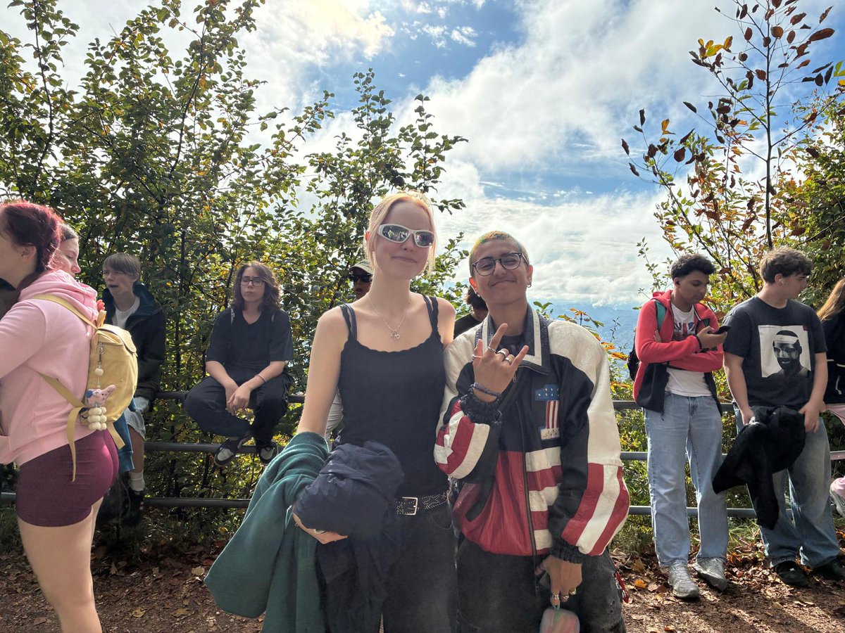 HullZurich's tweet photo. Hiking Day 2026. #hullsschoolofficial #hiking https://t.co/bFU3EspFMx