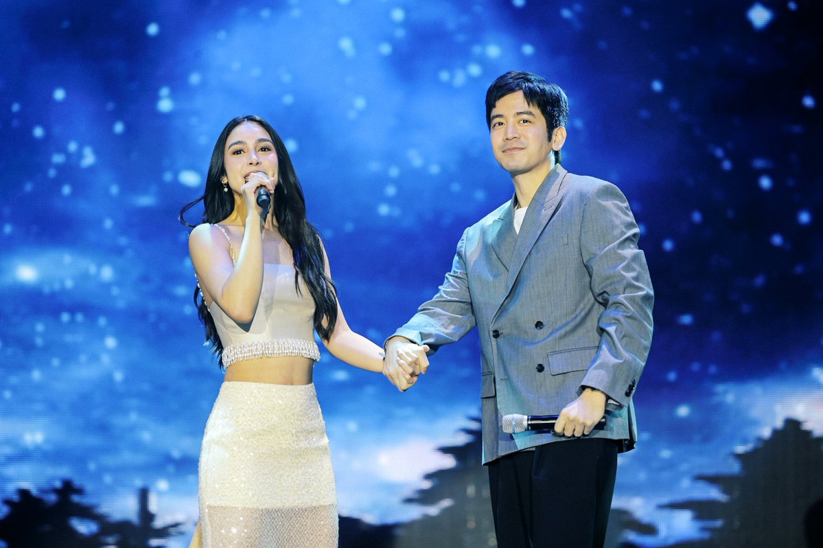 ASAPOfficial's tweet photo. Yieeee! Okay lang naman na sila na lang ulit...

ang magpapakilig sa atin on-screen with their movie Always Yours But Never Mine...

#JoshLia https://t.co/JAe7QrpaKr