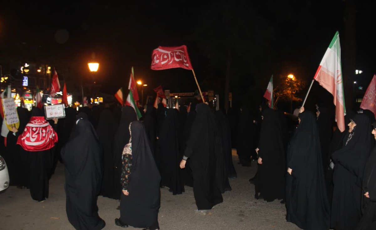 _masomehgholami's tweet photo. از مادر بmب و بمب ا.تم، بزرگتر
خدایِ خامنه ای ست!
ترس به دِلت راه نده مومن ،
اساس جهان این است که،
حق پیروز، و باطل نابود شود.
فی الحال زمانه ی ج.نگ است ،
و من و تو رزمنده ی خیابان هستیم ،
نکند سنگر را خالی بگذاریم ! https://t.co/9mwrprPHmH