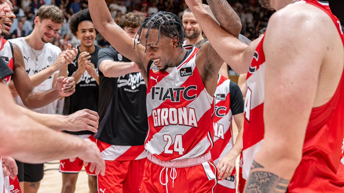 gsole14's tweet photo. EXHIBICIÓN HISTÓRICA DE JASSEL PÉREZ 🇩🇴🔥

40 puntos
3/3 en tiros de 2
9/13 en triples
7/7 en tiros libres https://t.co/qK9QJ5hsFn