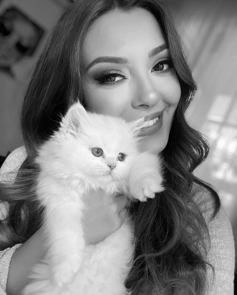 AykanNazl's tweet photo. Buda benim küçük kızım ￼😻 https://t.co/vTbHKfzeZx