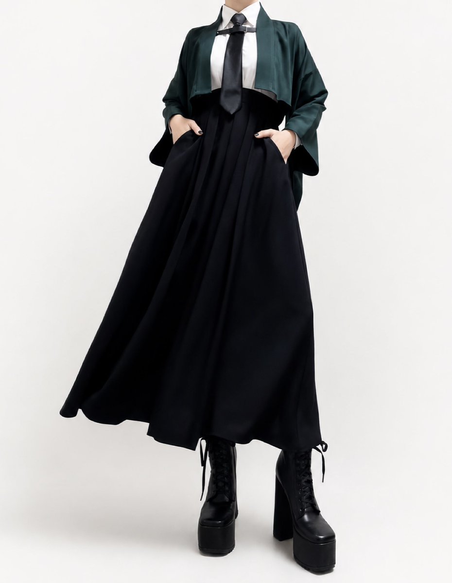 misamaru_kimono's tweet photo. 深緑×黒の和洋折衷スタイルが楽しい💚🖤 https://t.co/edE5hqIB5j