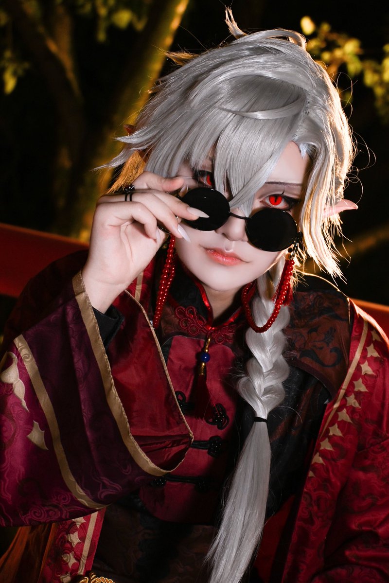 razu_cos0529's tweet photo. 𝟸𝚓𝟹𝚓/cos/🎲

          今夜も来たのかい。
 #仮染街 https://t.co/bSFRYOiYeb