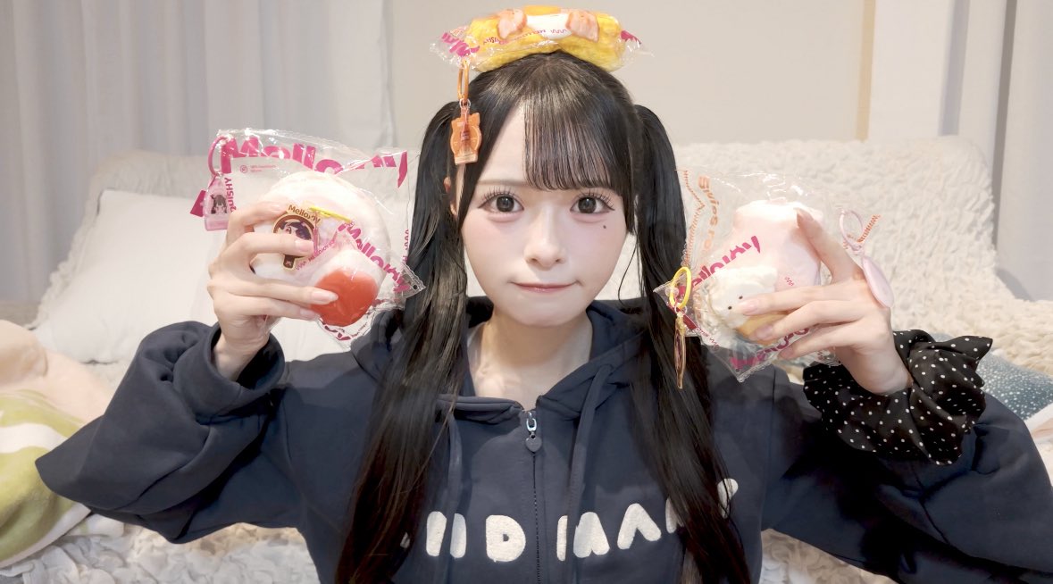 iLiFE_riri's tweet photo. 💖 #りりたんちゃんねる 💖
【最近忘れっぽすぎてため息！】

この後すぐ上がります🫶🏻
なんと今回は！全部自分で編集してみました！！！
細かくとかは全然できなくて見応えあまりないかも…だけどできること頑張ってみたよ(՞⸝⸝o̴̶̷̥᷅  ̫ o̴̶̷᷄⸝⸝՞)وｳﾝｳﾝ
今回はひたすらお話していますよ〜見てね🎶

🔗 https://t.co/W9opfPVbre