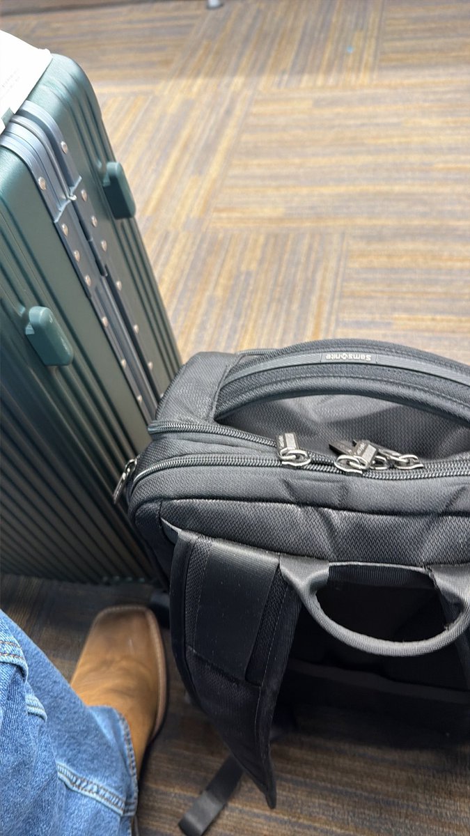 HLC_actual's tweet photo. About to hop on a plane. Not gonna say where I’m going but it might be a bit “underwhelming”. Ask whatever you want. https://t.co/9owN6F6DH7