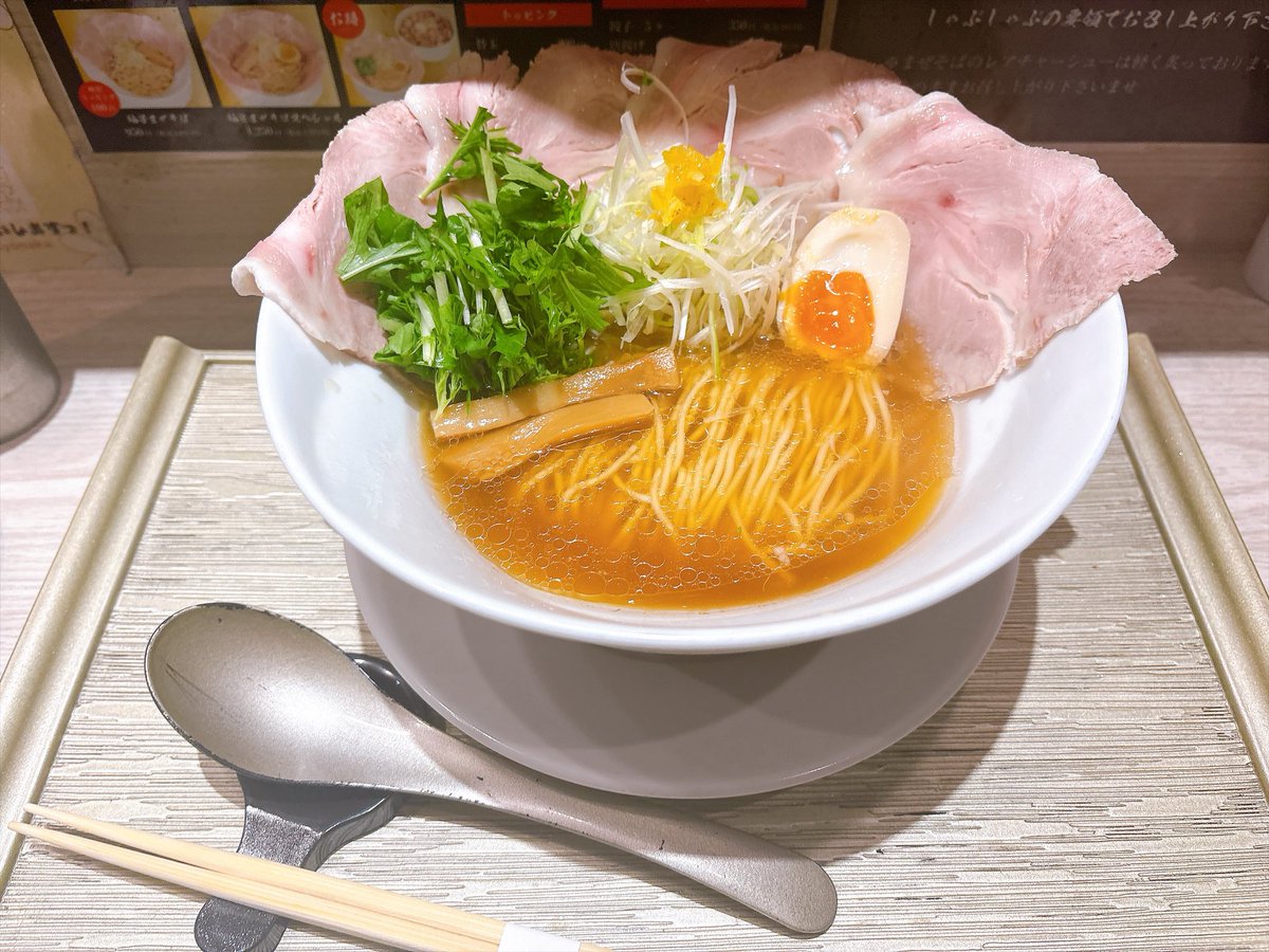 amakudari_uni's tweet photo. ラーメン🍜食べてきた
安定の美味しさ😌🤍 https://t.co/4WgOmhZqDk