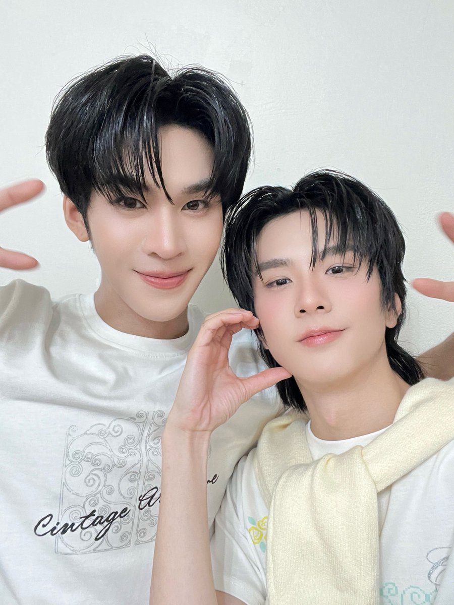 cintageshop's tweet photo. 💗Cintage Archive Drop2 — Love in Reverie กดสั่งซื้อวันนี้มีสิทธิ์ลุ้น Lucky fans x2 นะค้า🤭

#CintagexAuauSave #CintageArchive #CintageLoveinReverie https://t.co/gSqD3mKyI0