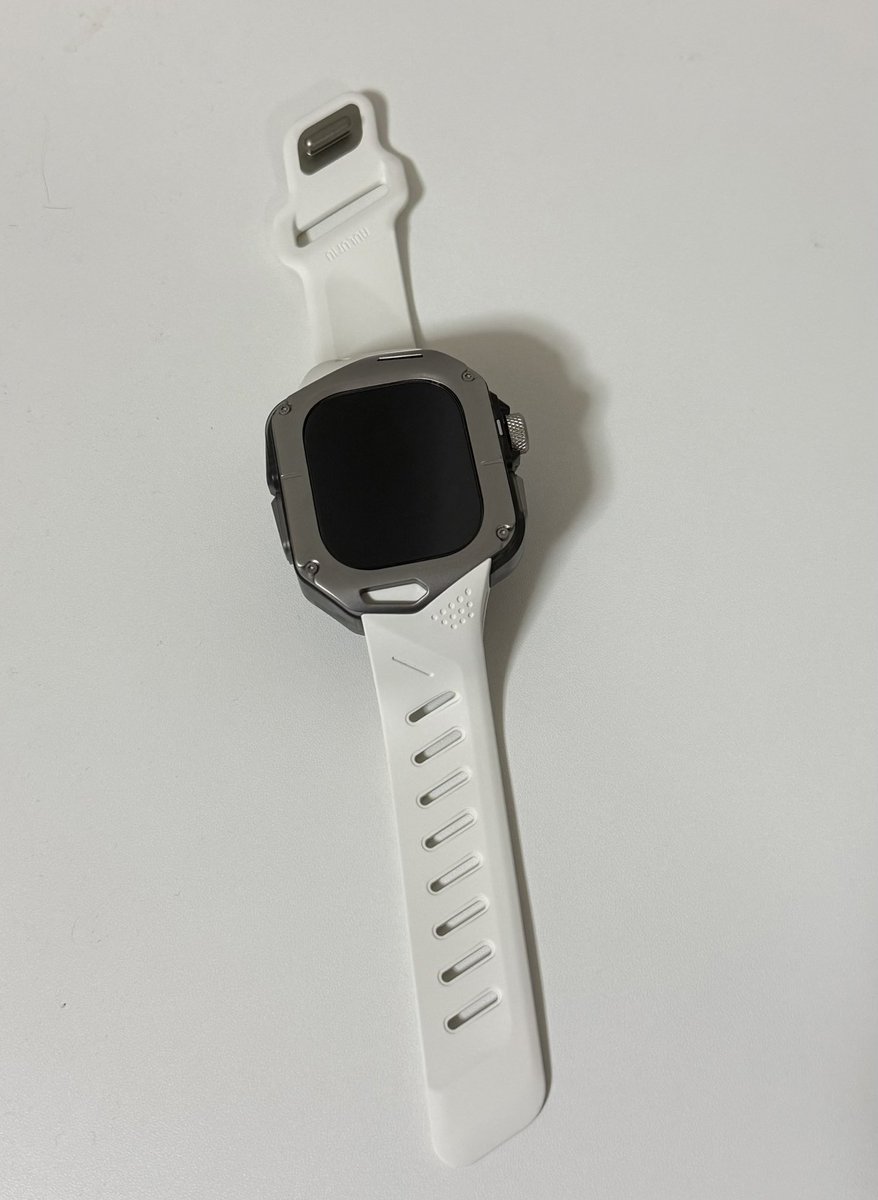 run3521's tweet photo. Apple Watch  ultra4

ケースや純正バンド以外は買う予定なかったのに、ゴツくしたくてAULUMUのチタンケースまで買っちゃいました😅

総重量は120g超え😏

G-SHOCKと同じくらいか少し重たくなりました🤣

来月の支払いが怖いです😰 https://t.co/KnJ2BuhZfw
