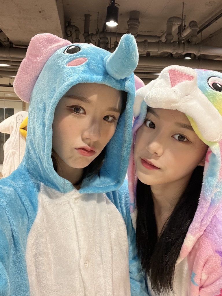 hyunjinlog's tweet photo. #happyheejinday https://t.co/MetItZOwW6