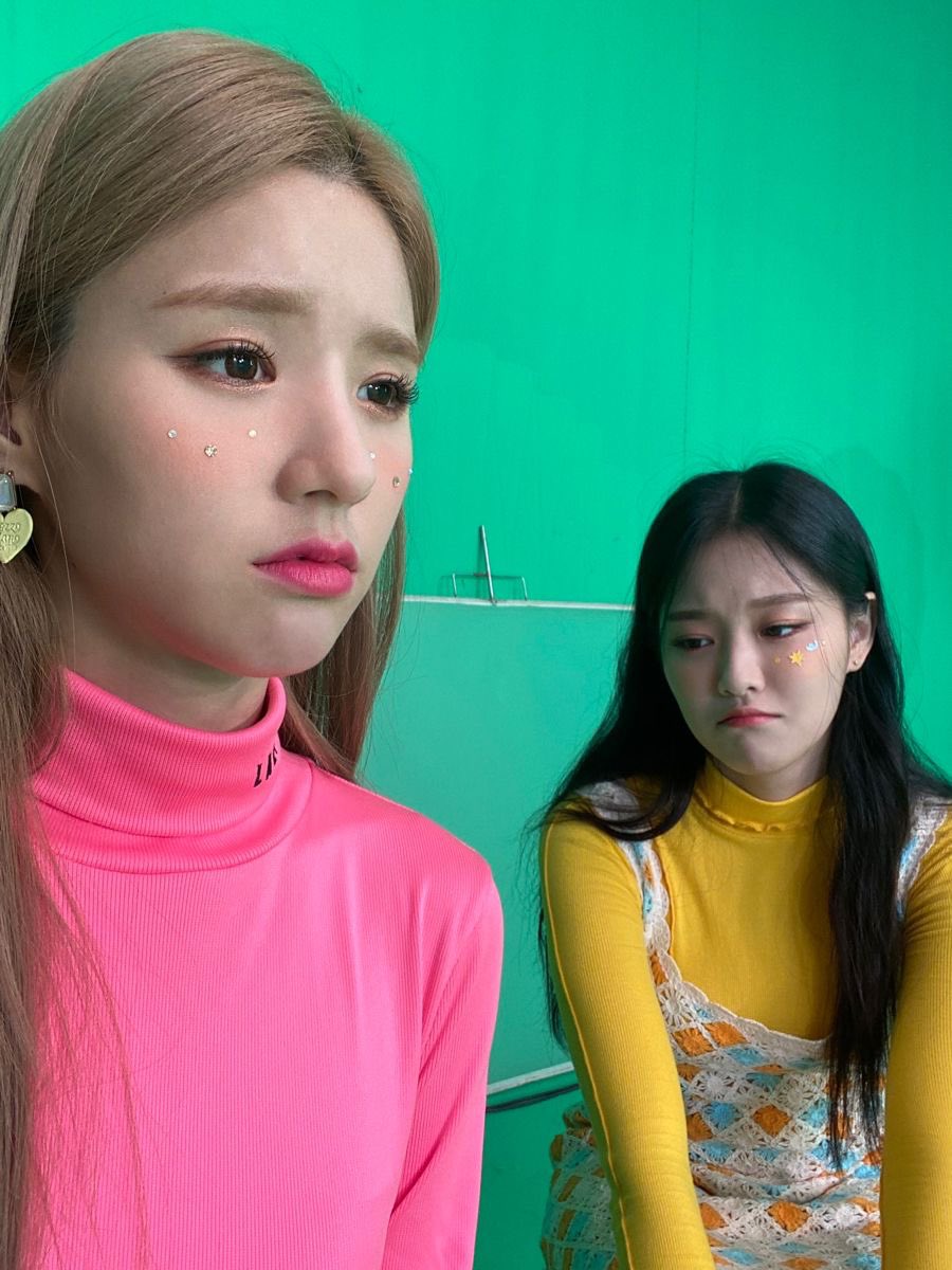 hyunjinlog's tweet photo. #happyheejinday https://t.co/MetItZOwW6