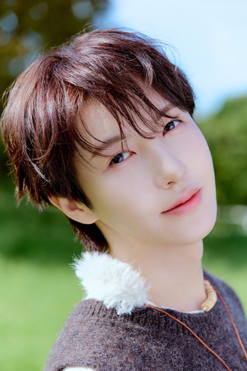 apieceofhrj__'s tweet photo. เครื่องหน้าอินจุนน่ารักมากกกกกอะ แบบปากนิดจมูกหน่อย แล้วรูปที่หลับตาพริ้มแล้วเอามืออังแก้มน่ารักมากจัง T_T<33 https://t.co/j0lIwYbCMP