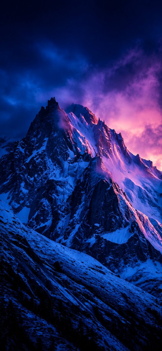 Wallsplace07's tweet photo. 🏔️💜 Lost in the beauty of midnight blues and purple skies.

A breathtaking mountain escape with icy peaks, dreamy twilight clouds, and deep AMOLED blacks. 🌌🖤

👉 4K file ⤵️
https://t.co/AKx2YXEgvx

The perfect wallpaper for a cinematic home screen. 📱✨

#AMOLED #4KWallpaper https://t.co/fK7ZfGJL3A