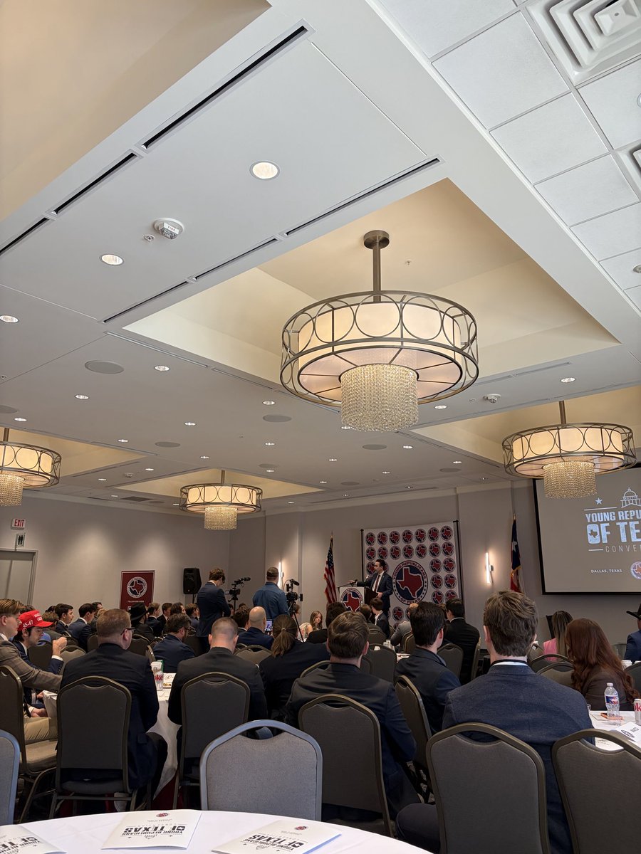 YREllisCounty's tweet photo. It was amazing to be in a room with all of the Patriots @YRsOfTexas yesterday.

Getting to hear from our leaders like @bofrench, @JaceYarbrough and our very own Ellis Countian @DrindaRandall was nothing short of inspiring.

The left wants to take our home. Let’s defend it. https://t.co/a3kVexfAdq