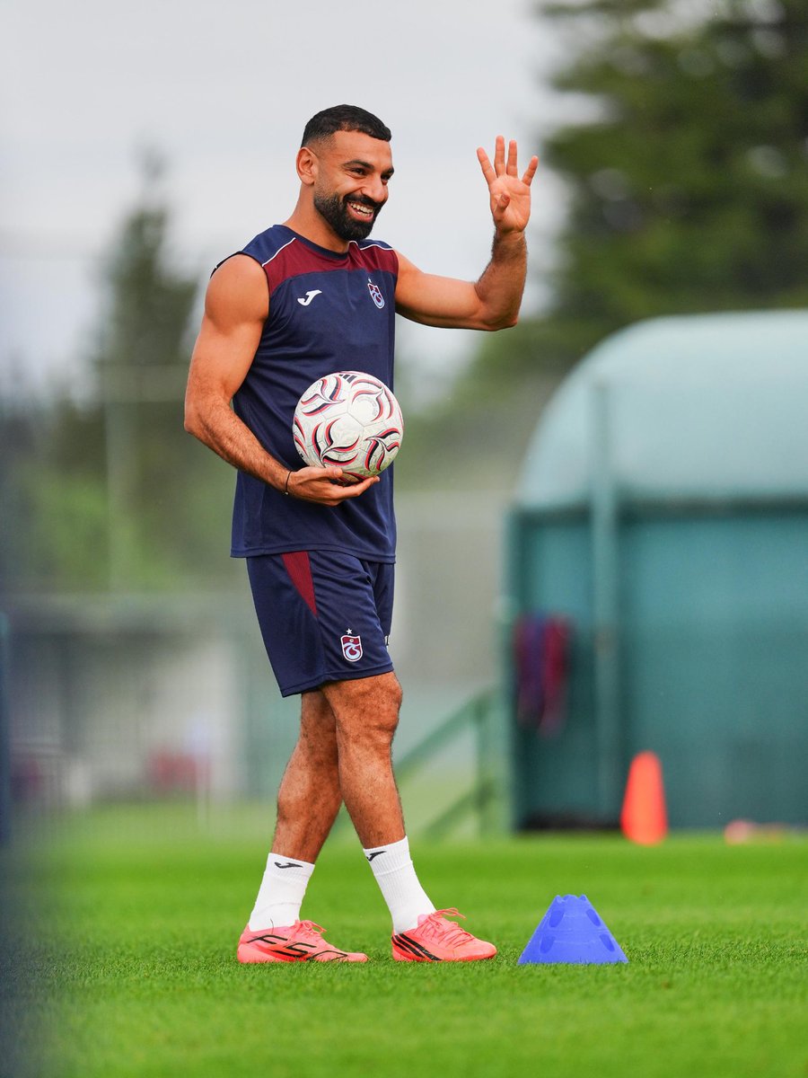 MoSalah's tweet photo. https://t.co/zQVTThuPQB