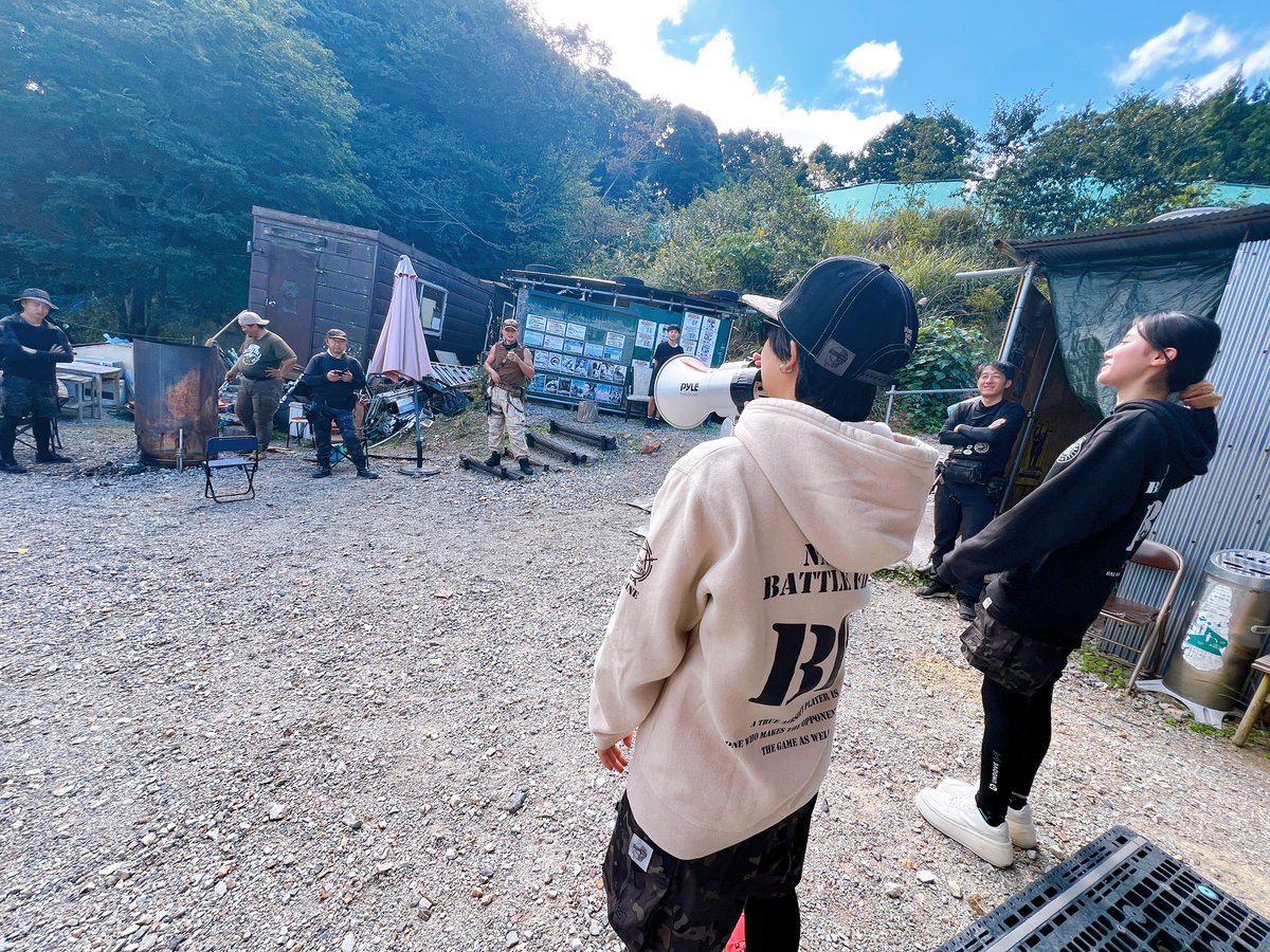 hamadacity_bb's tweet photo. 本日は「#KUNOICHI」開催！

「#Chisaki &amp; #ちびダイジ」の2人が、

笑いあり、歓声あり、悲鳴あり😱？

参加して下さった皆様と一緒にイベント限定ゲームなどを楽しんで行っておりました😊

次回はもっと「#サバゲー女子」も増えると良いですね👍

来週は土日とも出店で盛り上げて来ます🔥 https://t.co/c782zXraou