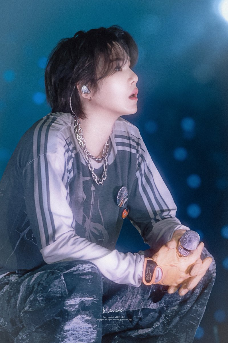 Prelude_suga's tweet photo. 261017 HD

<My Universe>

#SUGA #YOONGI #AgustD #BTS 
#슈가 #민윤기 #방탄소년단 
#BTS_WORLDTOUR_ARIRANG_SANTIAGO https://t.co/dnOx5SkGpn